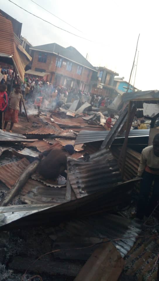 Sud Kivu: Deux morts et une cinquantaine des maisons réduites en cendres dans un incendie à Kalehe