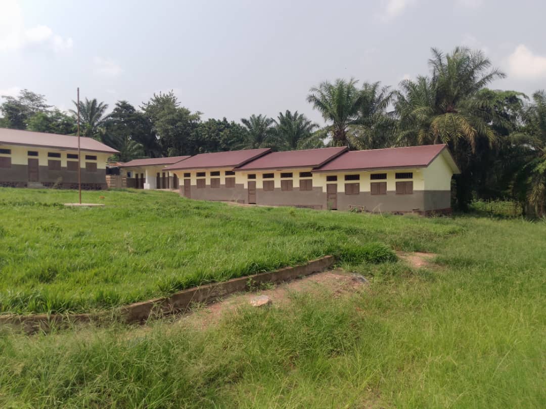 Ituri : Plus de 20 écoles de déplacés en situation précaire à Komanda