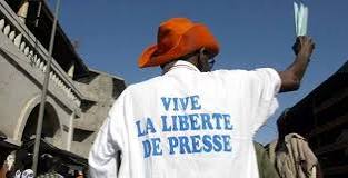 Ituri : Les journalistes de Mambasa pris en étau entre leur devoir d&rsquo;informer et les menaces armées
