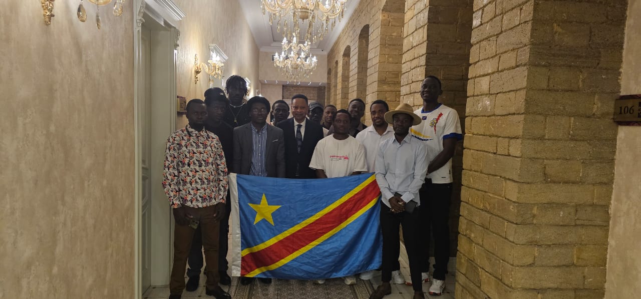 Des étudiants congolais évacués d&rsquo;Iran et accueillis en Azerbaïdjan par l&rsquo;ambassade de la RDC