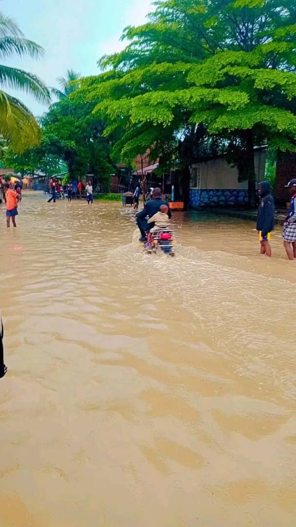 Kisangani sous les eaux : Plusieurs quartiers inondés après de fortes pluies dans la Tshopo