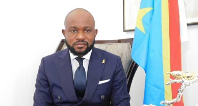 «Patrick Katengo, un escroc recherché par le  pasteur Olivier Shekina Tshilumba:Des millions des dollars issus de la vente des remblais de la GECAMINES portés disparus»( tribune)