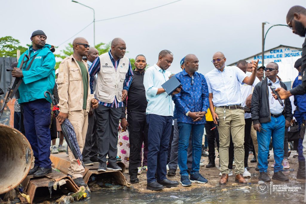 Kinshasa : un programme d’urgence lancé pour désengorger le rond-point Victoire