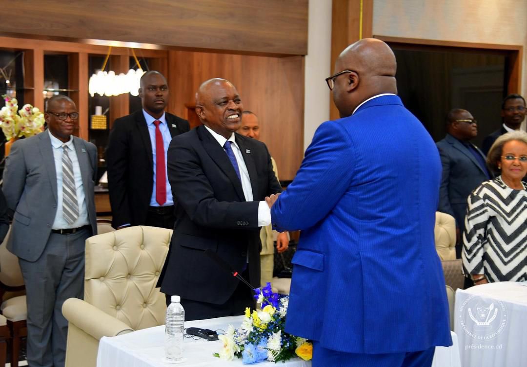 RDC – Diplomatie régionale : Félix Tshisekedi reçoit le Panel des facilitateurs de l’Union africaine RDC – Diplomatie régionale : Félix Tshisekedi reçoit le Panel des facilitateurs de l’Union africaine