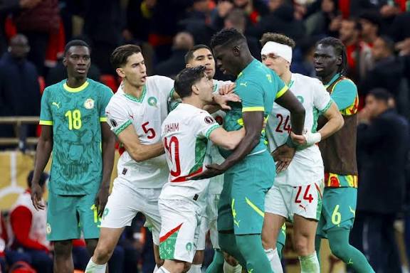 CAN 2025 : la CAF impose de lourdes sanctions contre les équipes du Sénégal et du Maroc