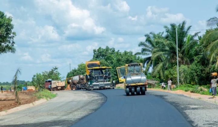 Kasaï Central : la bonne évolution des travaux de la route Kananga–Kalamba Mbuji saluée lors de la visite d’inspection du Président Tshisekedi