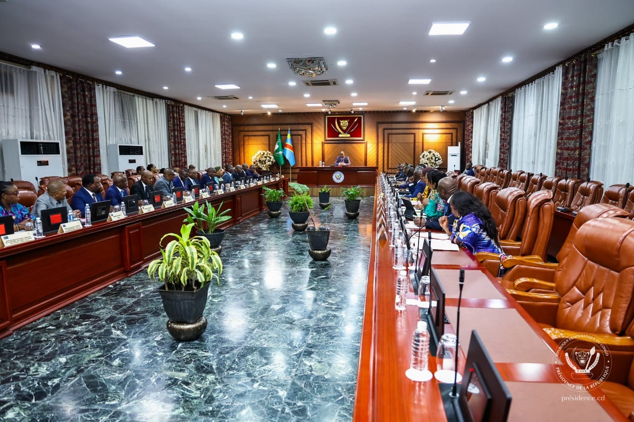 RDC : lancement annoncé du Prix du service public 2026 pour encourager l’excellence administrative