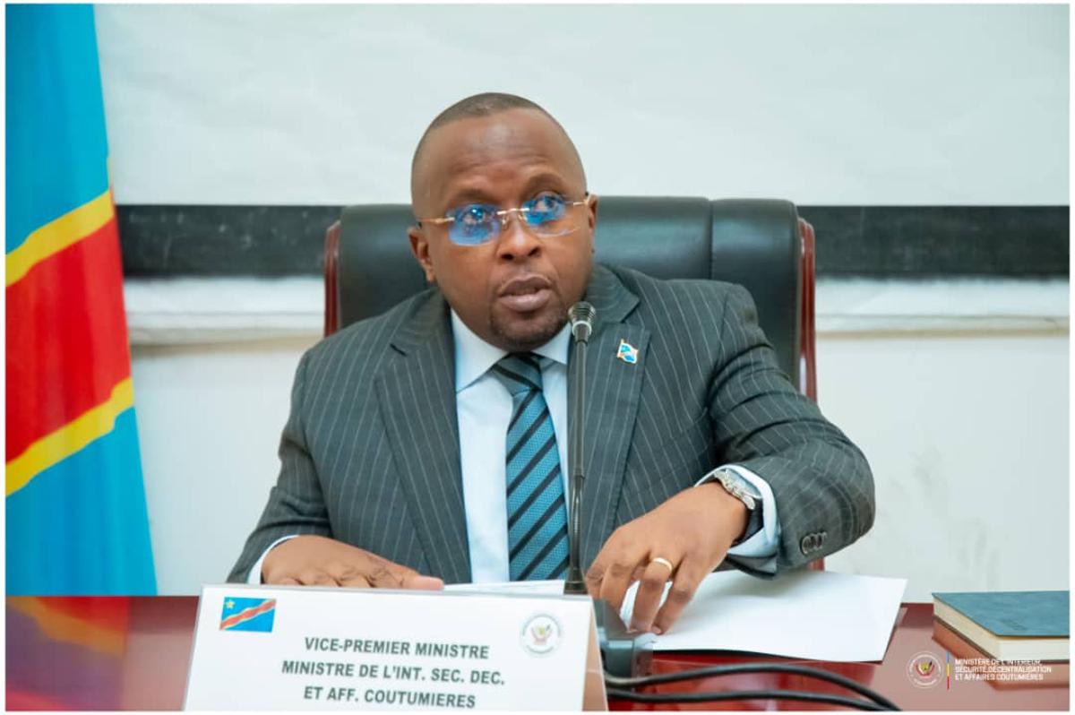 Motion à l’Assemblée nationale : Le bureau de la Chambre basse fait-il tout pour protéger le VPM Jacquemin Shabani ?