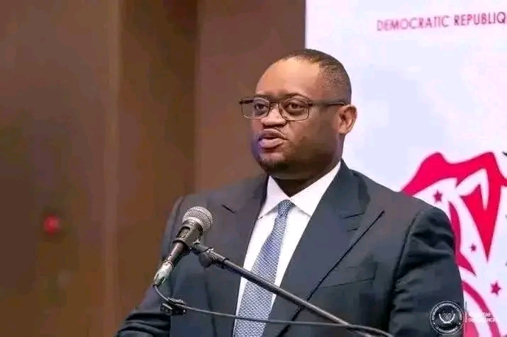 RDC : le ministre des Finances face aux élus pour s&rsquo;expliquer sur les rétrocessions aux provinces et les « biens zaïrianisés »