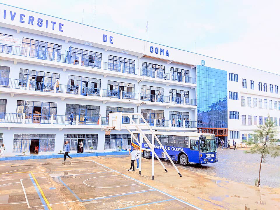 Anarchie dans les zones sous contrôle du M23 : les rebelles revoquent le recteur de l’Université de Goma Anarchie dans les zones sous contrôle du M23 : les rebelles revoquent le recteur de l’Université de Goma