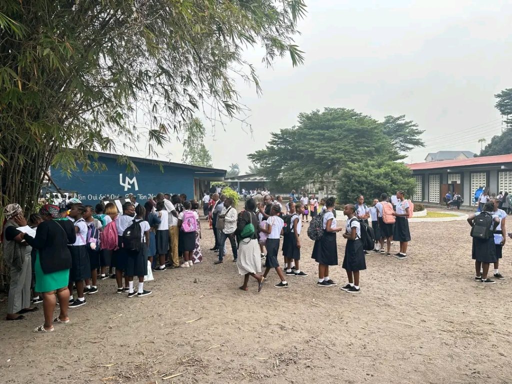 Kinshasa: les écoles catholiques boycottent la « ville morte de l’opposition » Kinshasa: les écoles catholiques boycottent la « ville morte de l’opposition »