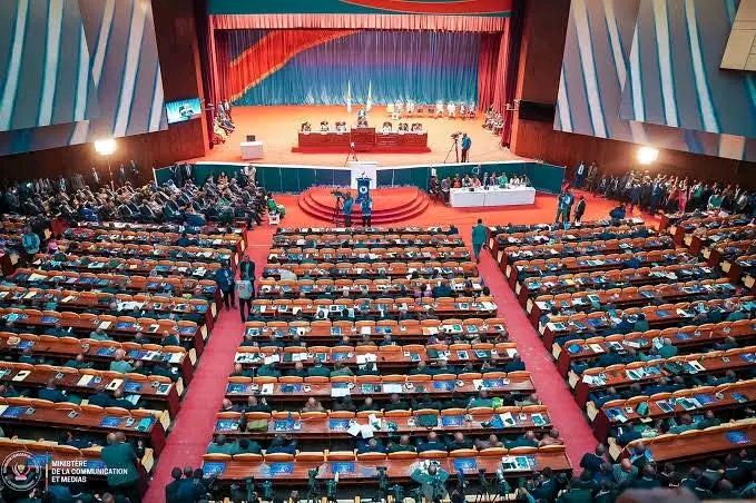 Trafic de minerais de l&rsquo;Est : le Parlement congolais soutient le gel des avoirs de la raffinerie rwandaise Gasabo Gold