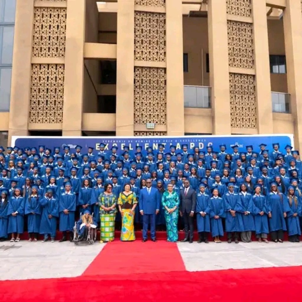 RDC : 185 lauréats reçoivent les premières bourses du programme Excellentia RDC : 185 lauréats reçoivent les premières bourses du programme Excellentia