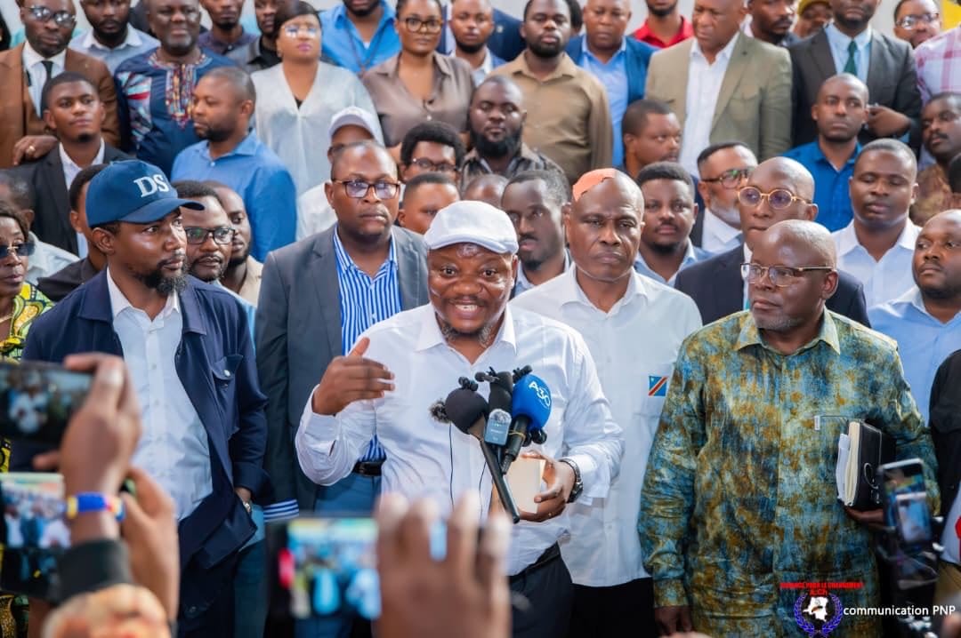 Dialogue national : le « coup de maître » de Tshisekedi qui désarme la rue (Décryptage)