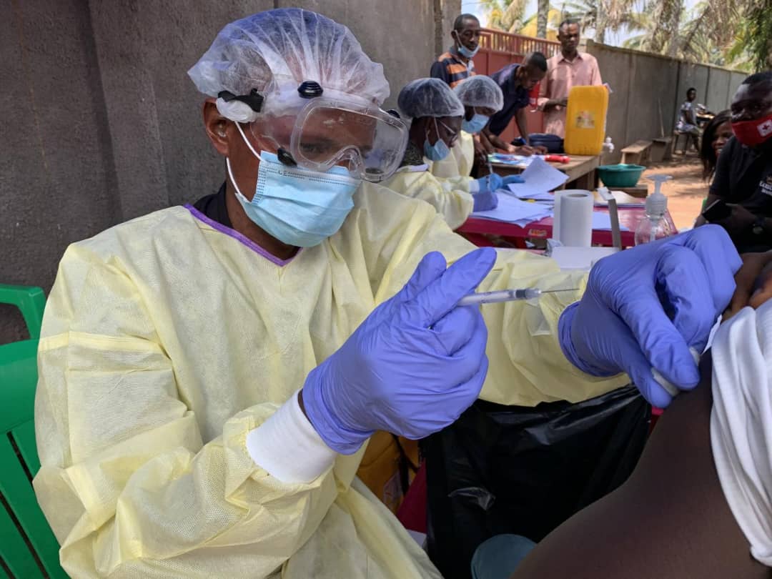 Ébola en RDC : la France soutient le séquençage génomique de la souche Bundibugyo à l&rsquo;INRB