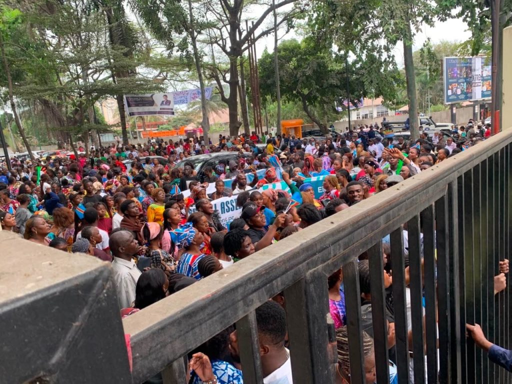 RDC : une structure d’enfants de soldats dénonce le cyberharcèlement contre Denise Nyakeru