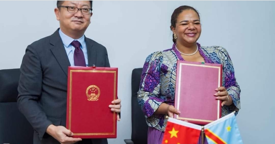RDC-Chine : signature d&rsquo;un accord pour la construction d&rsquo;un nouvel immeuble pour le ministère des affaires étrangères