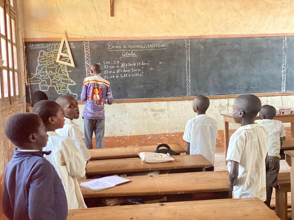 RDC : le M23 impose jusqu’à 240 000 FC de frais scolaires par trimestre au Nord-Kivu