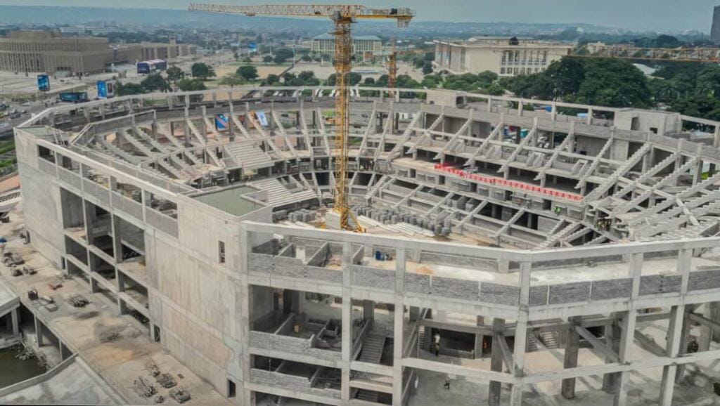 Construction de l’Arena à Kinshasa : 30 sur plus de 100 millions de dollars décaissés pour les travaux, selon Nicolas Kazadi Construction de l’Arena à Kinshasa : 30 sur plus de 100 millions de dollars décaissés pour les travaux, selon Nicolas Kazadi