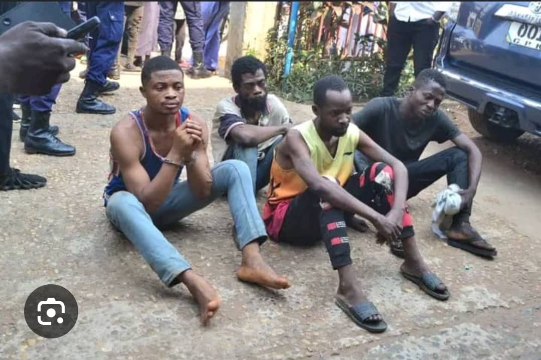 Haut-Uele : 4 présumés bandits interpellés et présentés à Wamba Haut-Uele : 4 présumés bandits interpellés et présentés à Wamba