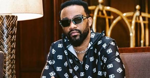 RDC : Fally Ipupa annonce le retrait de la chanson « Kitamata » de son album RDC : Fally Ipupa annonce le retrait de la chanson « Kitamata » de son album