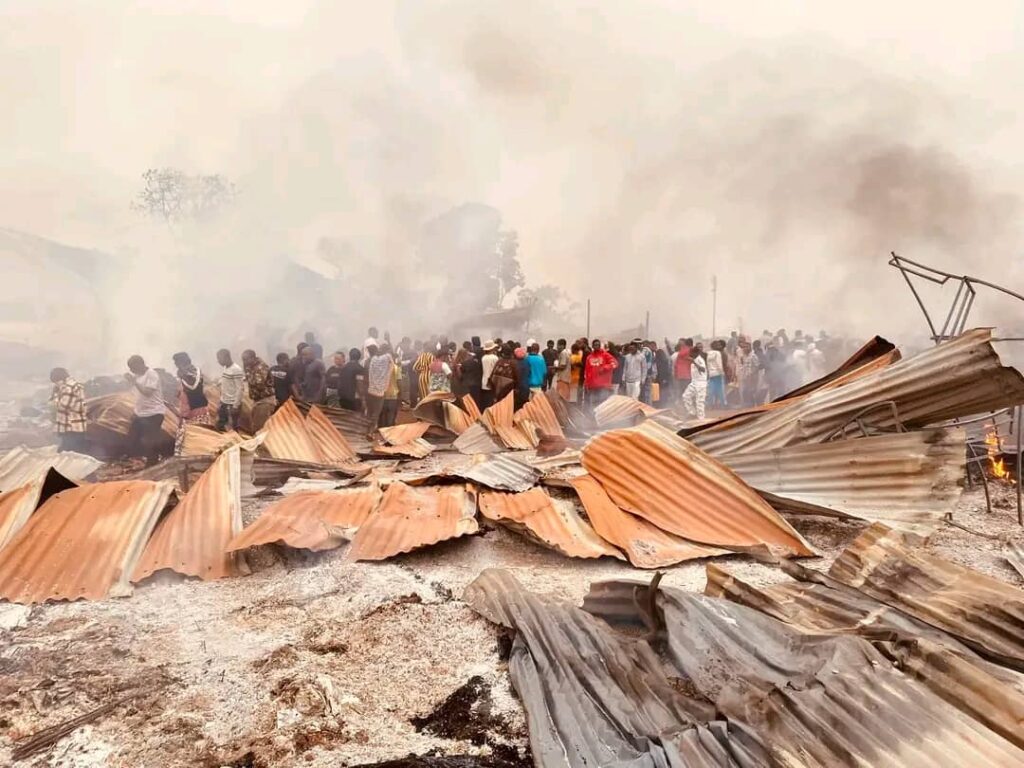 Haut-Uélé : plus de 14 maisons ravagées par un incendie à Giro