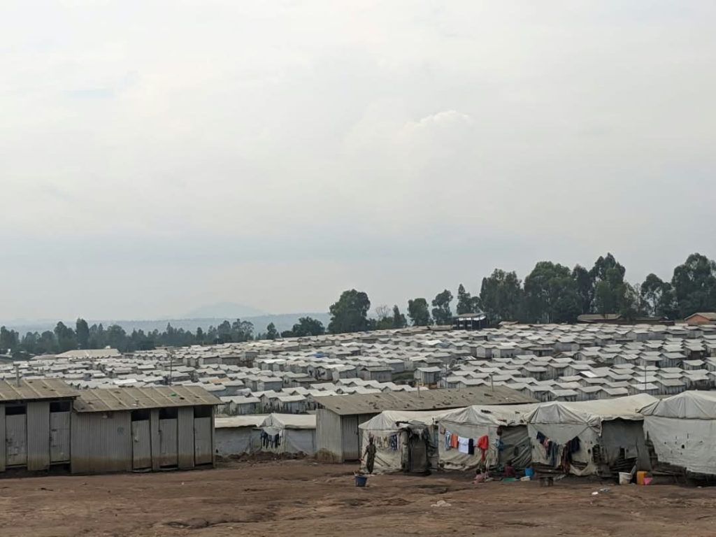 Ituri : plus de 20 000 déplacés sans abri à Kigonze, alerte le député Gratien Iracan