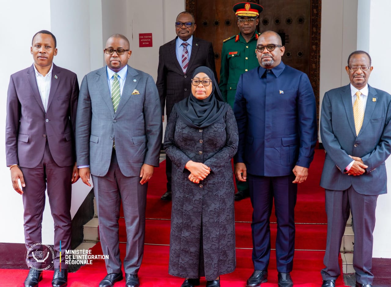 RDC : De Lomé à Entebbe, puis Dar es Salaam, Floribert Anzuluni poursuit sa mission diplomatique pour vendre le plan congolais sur les FDLR