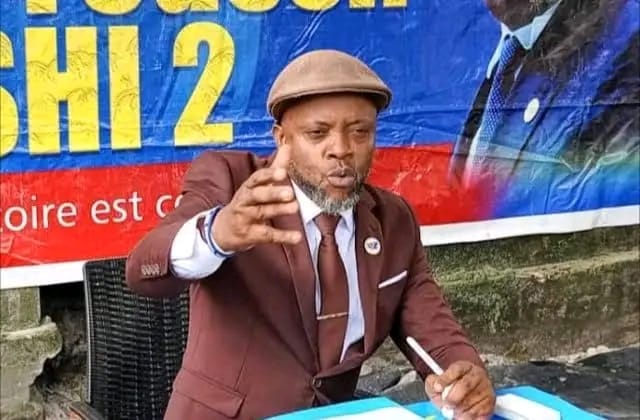 Kinshasa : le gouvernement condamne les menaces d’un cadre de l’UDPS contre les occidentaux sur fond de tensions avec la Belgique Kinshasa : le gouvernement condamne les menaces d’un cadre de l’UDPS contre les occidentaux sur fond de tensions avec la Belgique