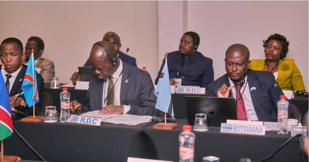 SADC : À Johannesburg, la RDC accuse Joseph Kabila d’être un « chef de guerre » et appelle à l’action à l’Est SADC : À Johannesburg, la RDC accuse Joseph Kabila d’être un « chef de guerre » et appelle à l’action à l’Est
